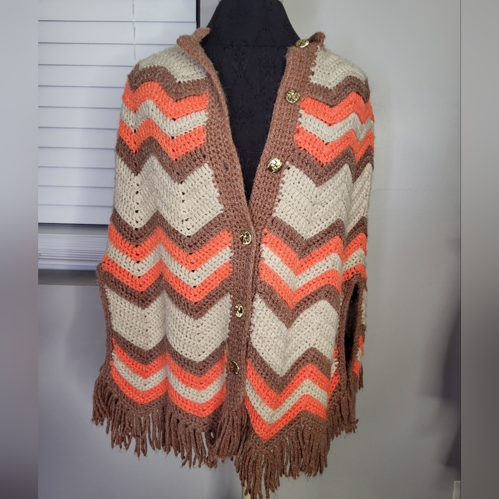 Vintage 1970s Chevron Knit Poncho - Picture 6 of 16